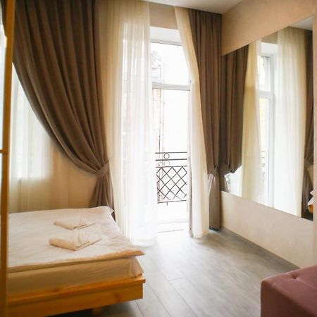 Leogrand Apartment On Drohobycha 4 Leopoli Esterno foto